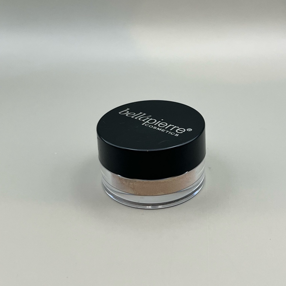 Bella Pierre Shimmer Powder - Champagne